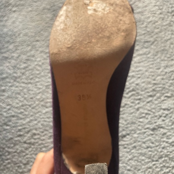 Manolo Blahnik, Purple, Suede, Peep-toe Pumps - Size 38 1/2 - Picture 4 of 4